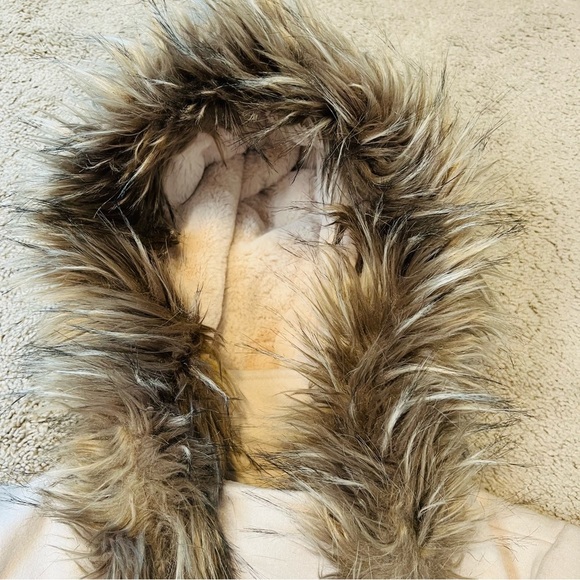Ever New Melbourne Cream Wool-Blend Faux-Fur-Hood Fran Winter Coat. Size 6. - Picture 11 of 15